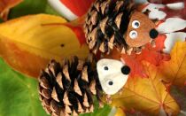 Осенние поделки из шишек для детского сада и начальной школы