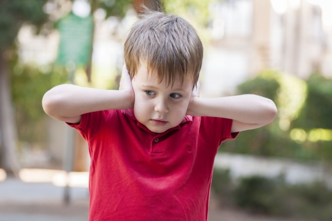 Причины почему ребенок не говорит