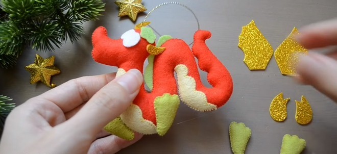 Дракон из фетра 8