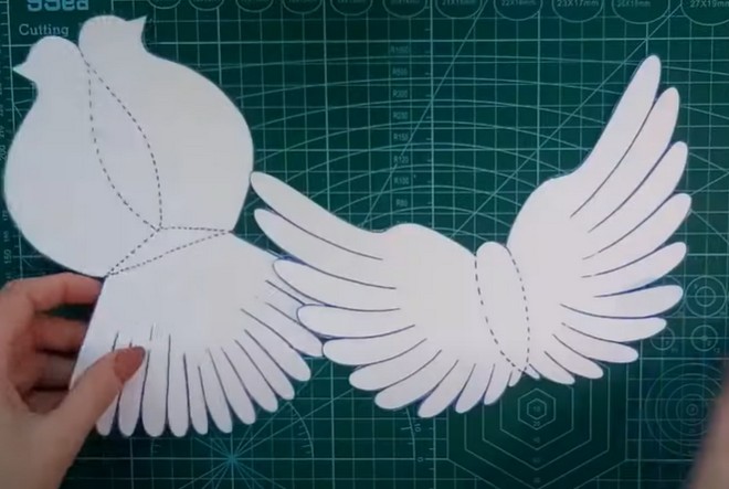 Голубь мира из бумаги 3